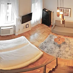 Luxury New With Gallery At Dob Street Nearby Gozsdu Court Apartamento Budapest